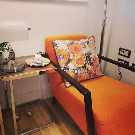 Homestay Room With Stunning Thames River View Лондон Экстерьер фото