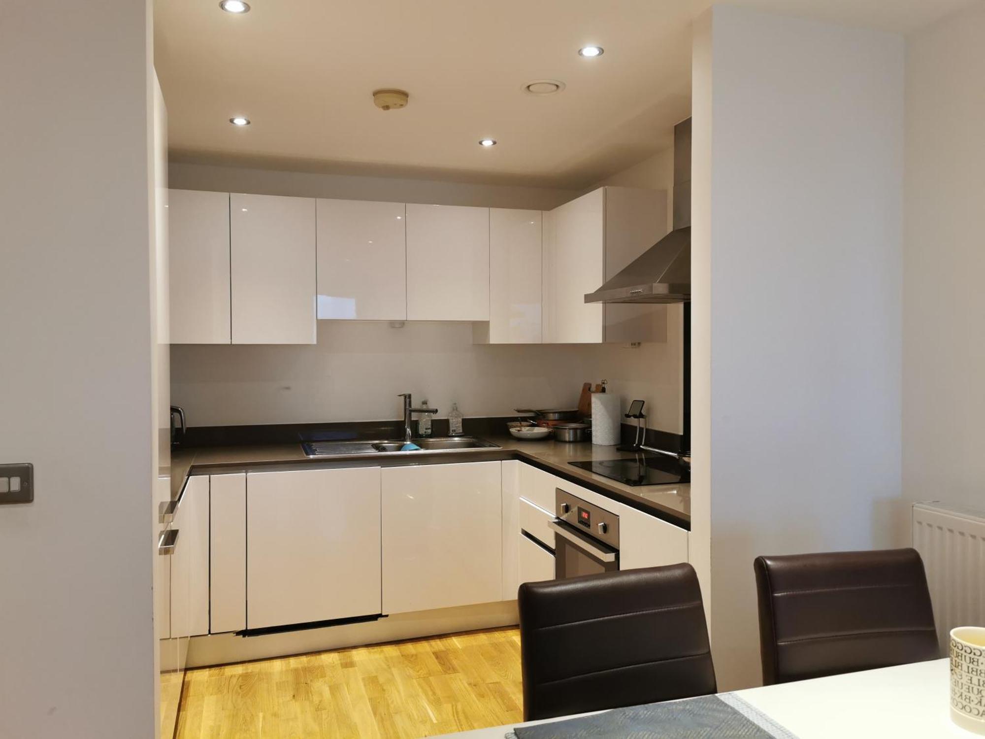 Homestay Room With Stunning Thames River View Лондон Экстерьер фото